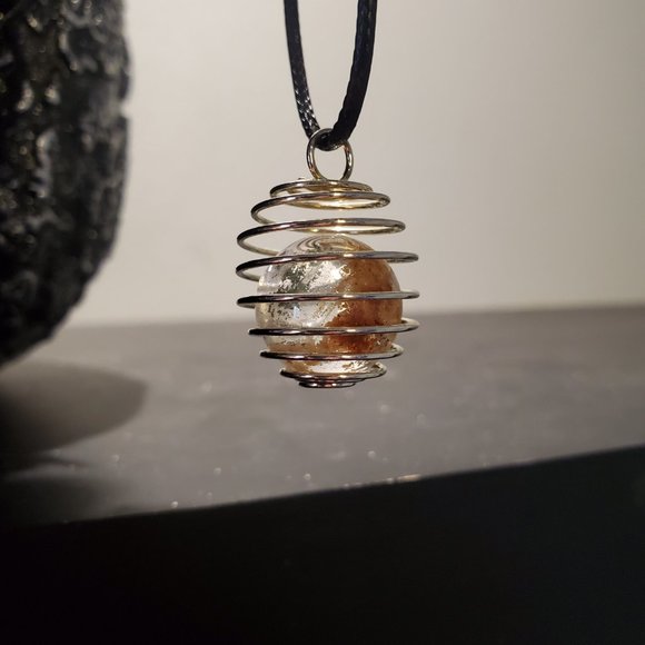 Peach Quartz sphere necklace - Picture 2 of 3
